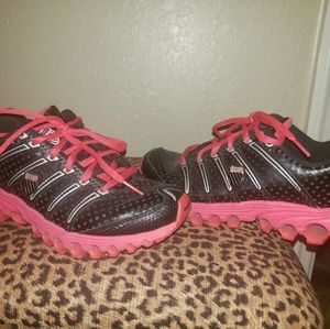 Kswiss womens sneakers size 5